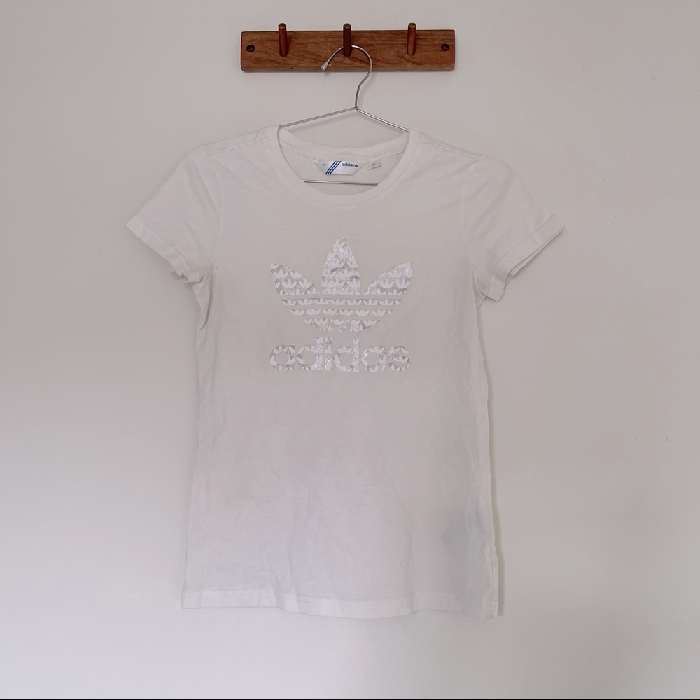 Adidas original white logo tee size S